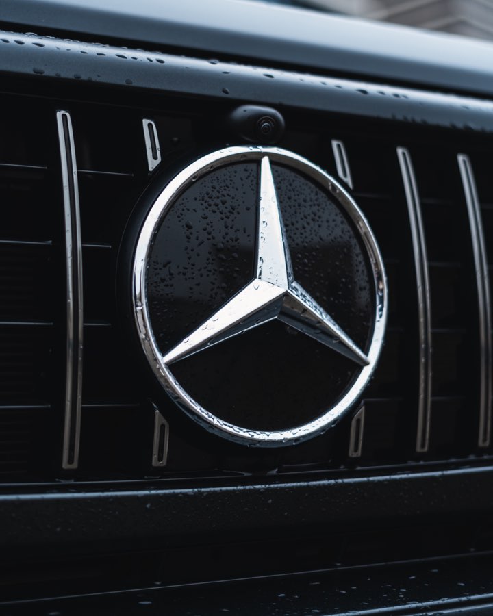 Chrome Mercedes star in the front grille of a G 63